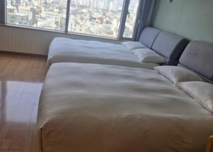 Hongdae Guesthouse4 - 1min From Hongik Uni Station Exit #1 Seúl